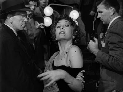 Film still from "Sunset Boulevard." 1950. Directed by Billy Wilder. Image retrieved from blog "Cinema is my Life" at: http://www.cinemaismylife.com/2011/02/sunset-boulevard-or-how-hollywood_28.html
