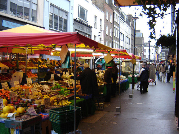 Berwick_street_market_1